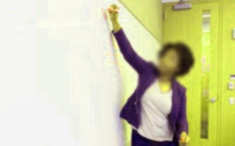 �������x��