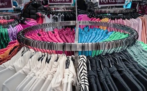 ���b����D(zhu��n)׌��ͬͨ��15ƪ