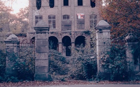 �����A����������300��4ƪ