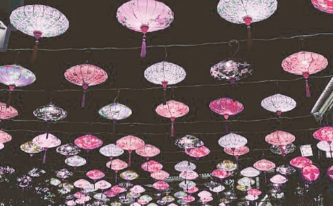 �����A����������ӛ3ƪ