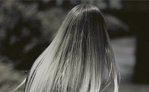 ����Ů�ӵĳ��Z(y��)