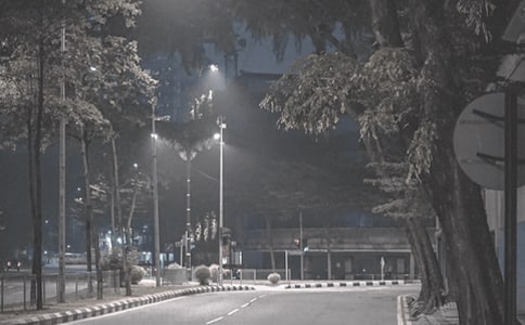 ��ҹ���еľ��Ӻ���