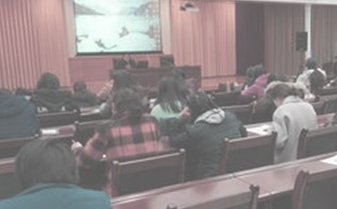 �y(t��ng)Ӌ���v��ͷ��{�Ј��