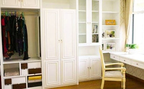 �������¹�׃�˘�����400��