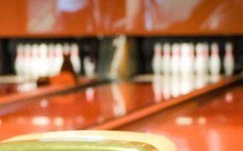 第一次打保齡球作文4篇