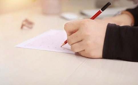 ���t(y��)��(zh��)�I(y��)�t(y��)���Pԇ�}