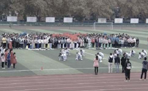 �W(xu��)У�Ĳو�200�����ģ����x27ƪ��