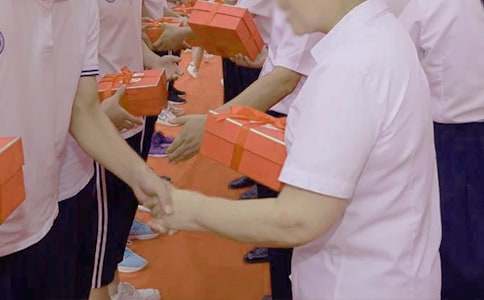 18�q���˶Y�ϼ��L�ļ��Z�����x28ƪ��