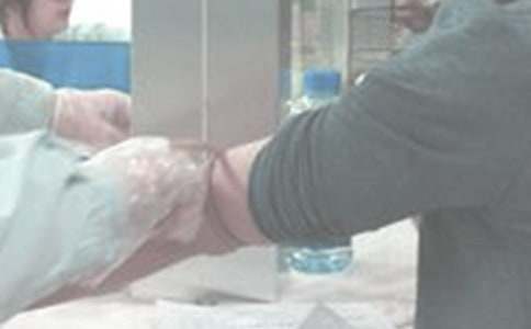 �ґ�(zh��n)���˳�Ѫ�Ŀ֑�����