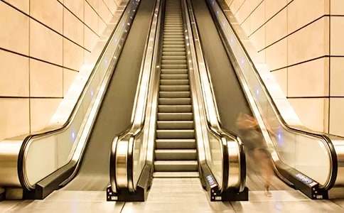 ��(d��ng)��ݹ��ĸ��H����