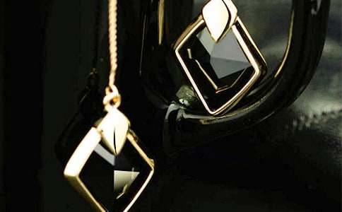 С���õĶ��h(hu��n)������