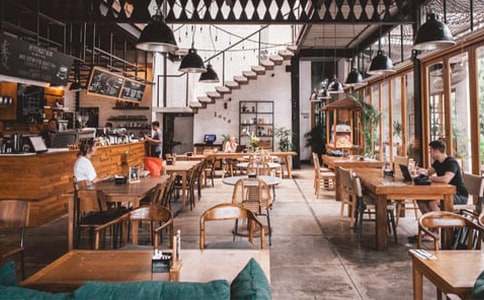 �����T������U��ͬ