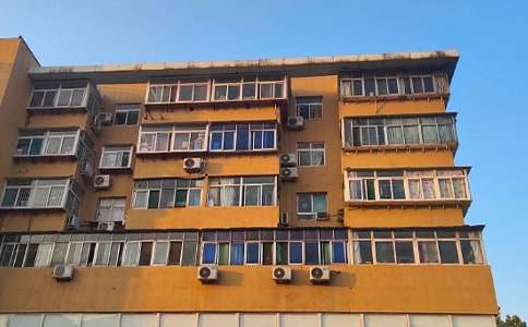 ���a(ch��n)ί�к�ͬ