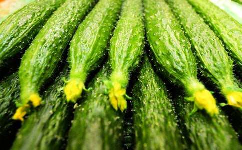 �����A���S������300����ƪ