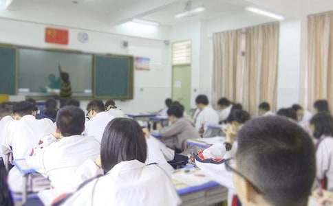 《漂亮虎頭帽》教學(xué)設(shè)計(jì)