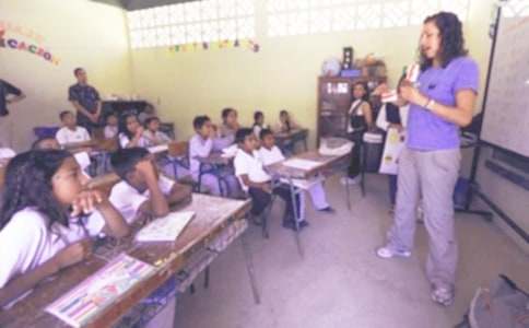 關(guān)于《北京》教學(xué)設(shè)計范文