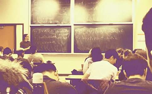 人物外貌描寫(xiě)作文教學(xué)設(shè)計(jì)