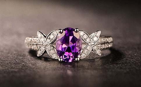 畢業(yè)戒指作文