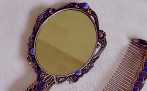 鏡子初三優(yōu)秀作文