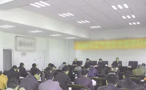 ��Ƹ�ɹ���������S������