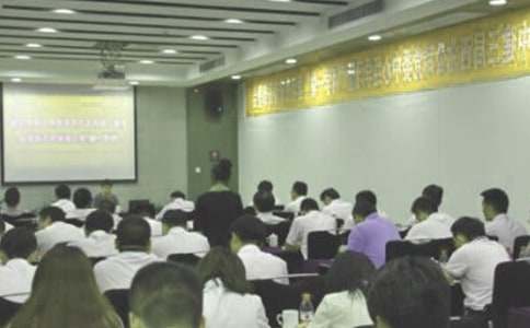 一次公開競(jìng)聘的演講稿作文