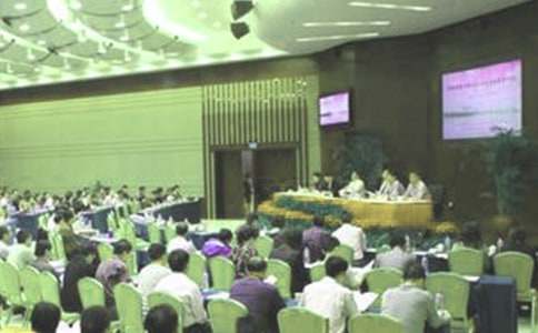 ��(j��ng)Ƹ���¾��Q(ch��ng)�ƿ��L(zh��ng)���v������