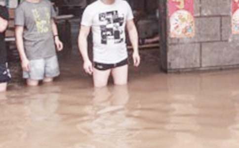 �ж�����Ȟ�(z��i)�ľ��ӣ����x60�䣩