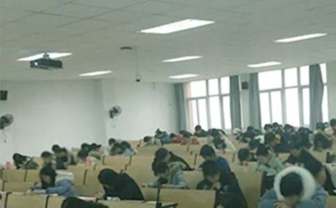 小學(xué)畢業(yè)學(xué)年上學(xué)期語(yǔ)文考試模擬試題