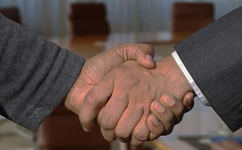 318ף�����ѿ͑��l(f��)��ؔ?sh��)�Ԓ�Z�����x100�䣩