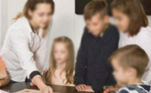 關于美術老師教學總結(通用26篇)