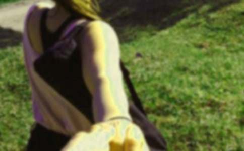 ��Ů�ђ����Ă��Ă��Ժ���