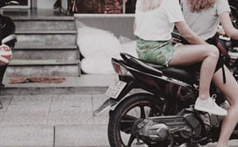 �L(f��ng)һ�ӵ�Ů������