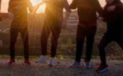 �����ˑ�(y��ng)��(d��ng)�@����������