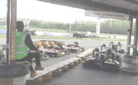 ����ِ܇����600�֣����x8ƪ��