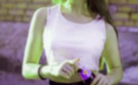 ������Ů��ѵľ���