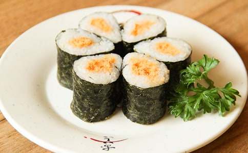 ����˾����700��