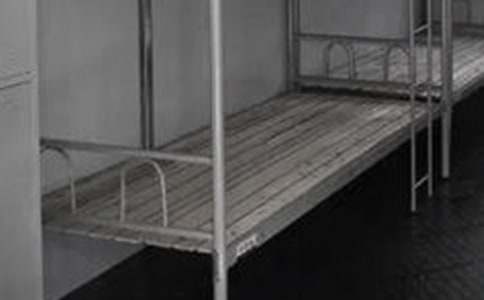 軍訓(xùn)之——宿舍生活第一天_1000字