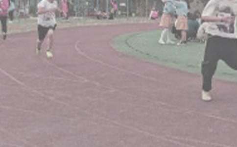 ���г�һ����700�֣�һ��(ch��ng)���ʵ����ِ