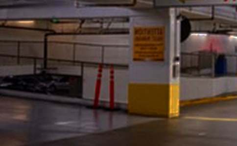 ����(y��u)��ͣ܇�����M����