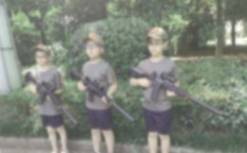 ���е����x����600�� �y������I