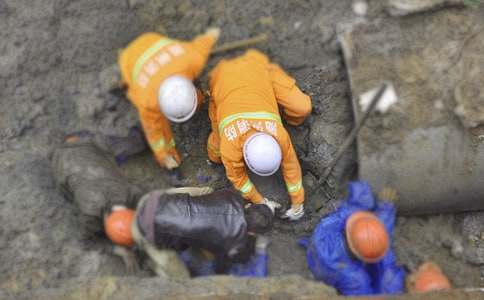 ������ȫ���ġ����x��