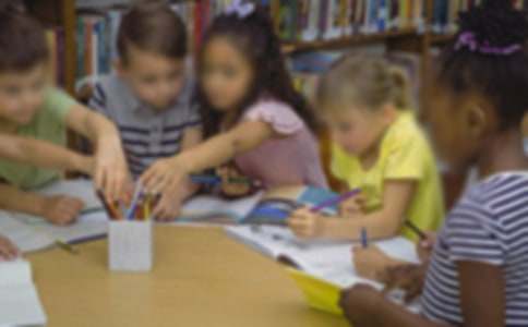 �Ծ���(d��ng)��Ԣ�Թ���С�W(xu��)�����ģ�ͨ��27ƪ��