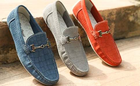 δ��(l��i)��Ь�Ӄ�(y��u)������(�ϼ�14ƪ)