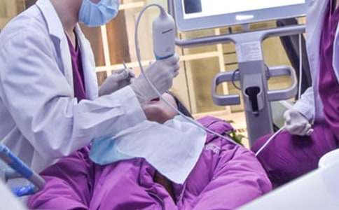 看牙醫(yī)的煩惱作文