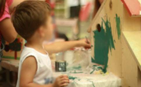 讓別人快樂幼兒園社會(huì)活動(dòng)教案