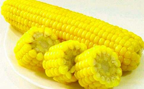 小螞蟻搬玉米小學(xué)作文