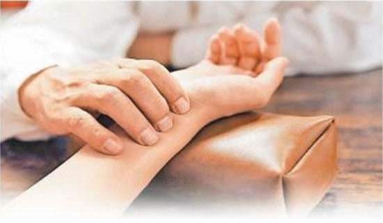 ��؂�t(y��)������400��