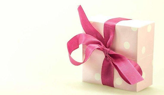 ���B(y��ng)�Ǹ�ĸ�o��Ů��õĶY�����������